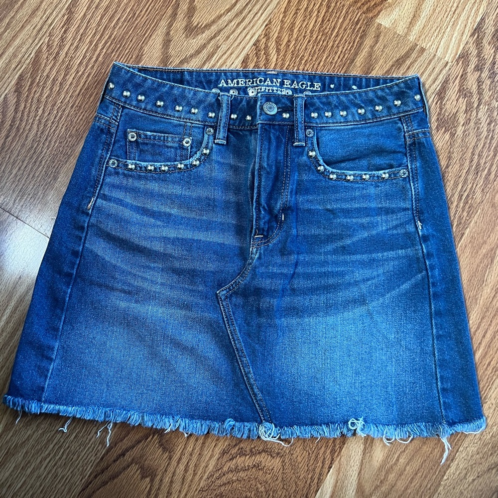 American Eagle studded denim skirt